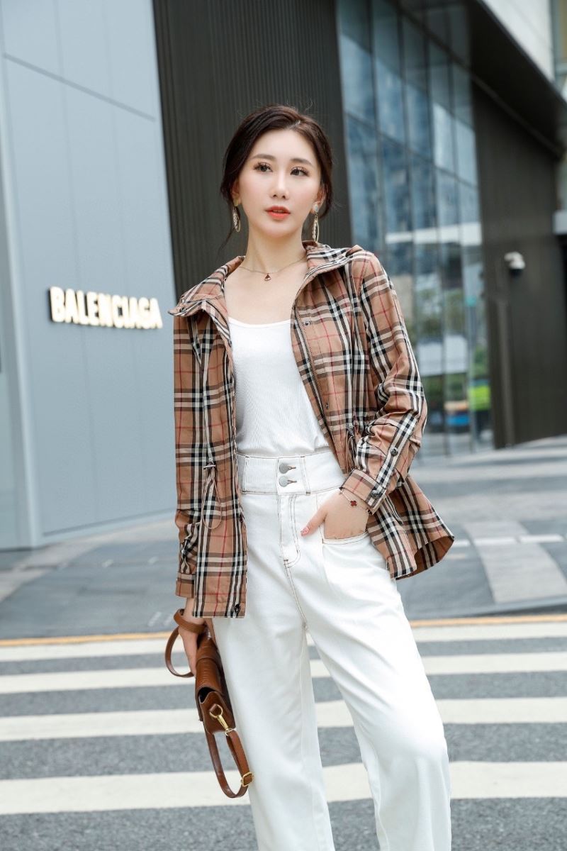 Burberry Outwear